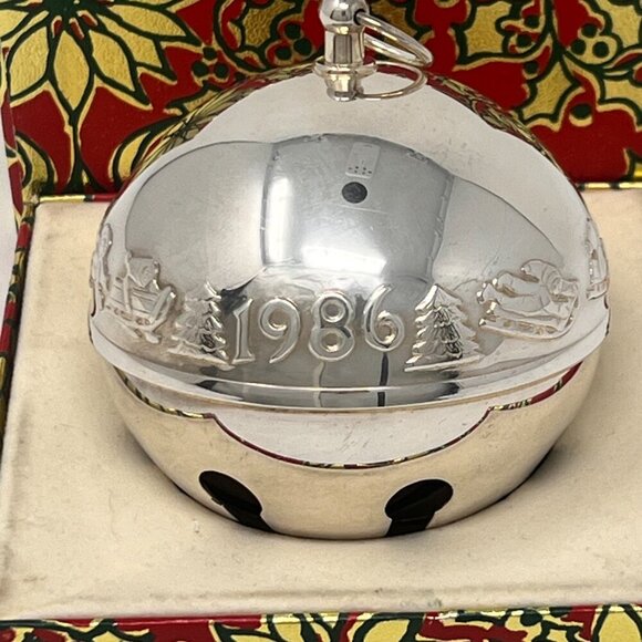 Wallace Silversmiths Other - Vintage 1986 Annual Wallace Silver Plated Sleigh Bell Christmas Ornament